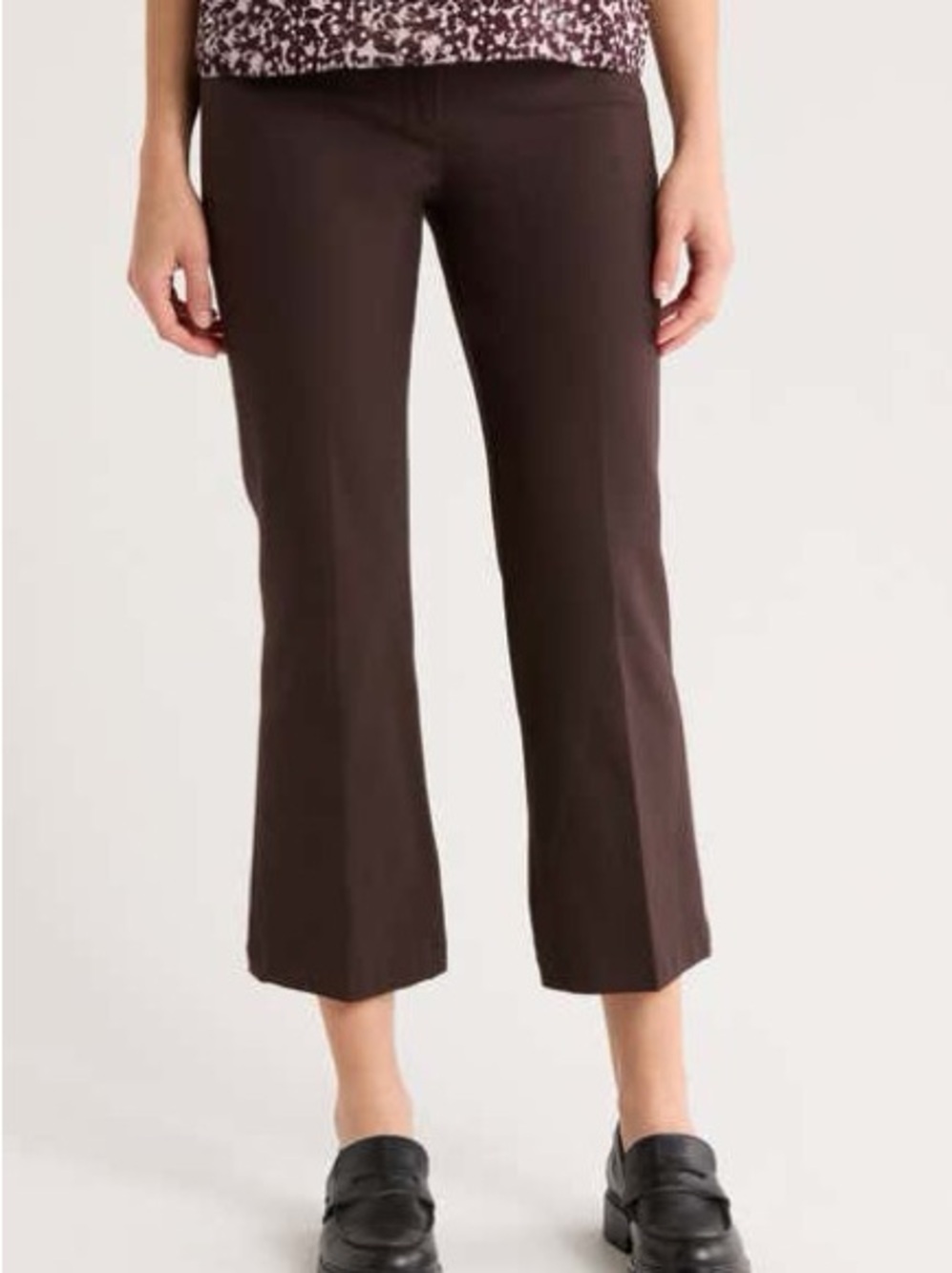 Theory Kick Crop Pants in Hickory Dark Brown